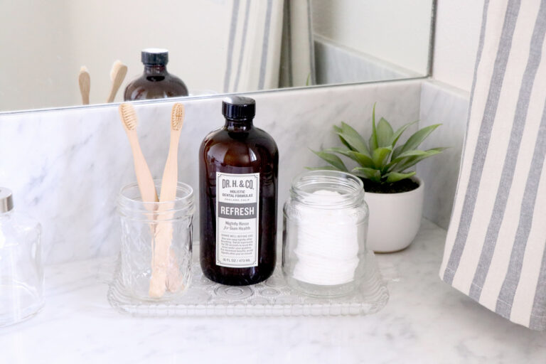 DENTAL HEALTH + HOLISTIC MOUTH RINSE