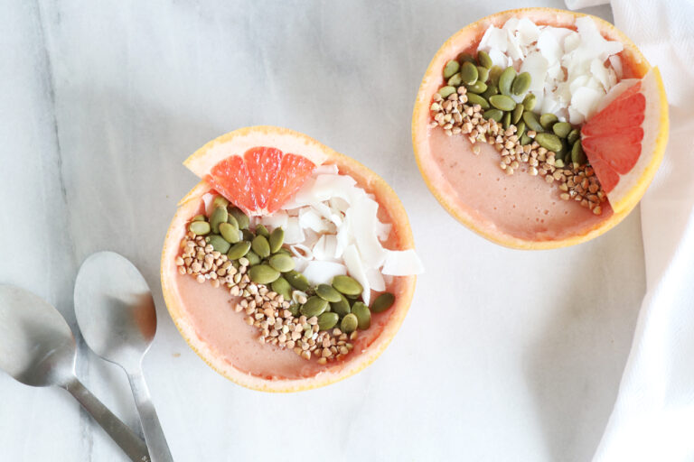 GRAPEFRUIT SMOOTHIE BOWLS