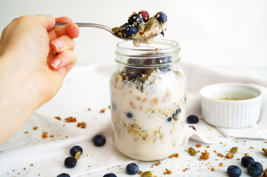 PLANT-BASED SNACKS THAT WILL KEEP YOU FULL