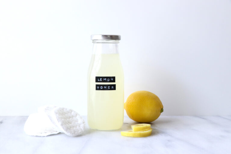 DIY LEMON TONER AND LEMON SUGAR SCRUB