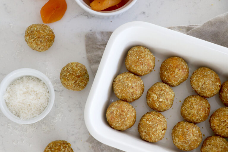 Turmeric Energy Bites – Easy Snack Recipe!