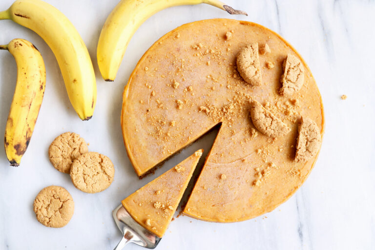 GINGERSNAP PUMPKIN BANANA PIE