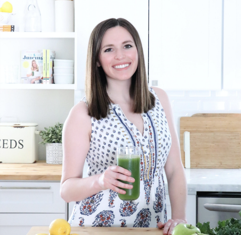 Episode 8: Great Job Mama Podcast | Endometriosis: What It Is, Resources, TTC & Pregnancy