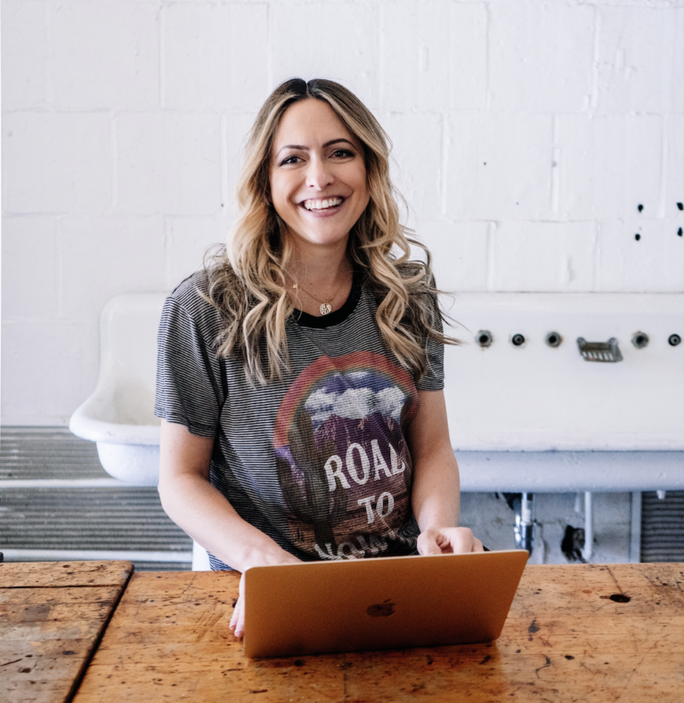 Episode 13: Great Job Mama Podcast | NICU Mama & Postpartum Support with Jess Baumgardner